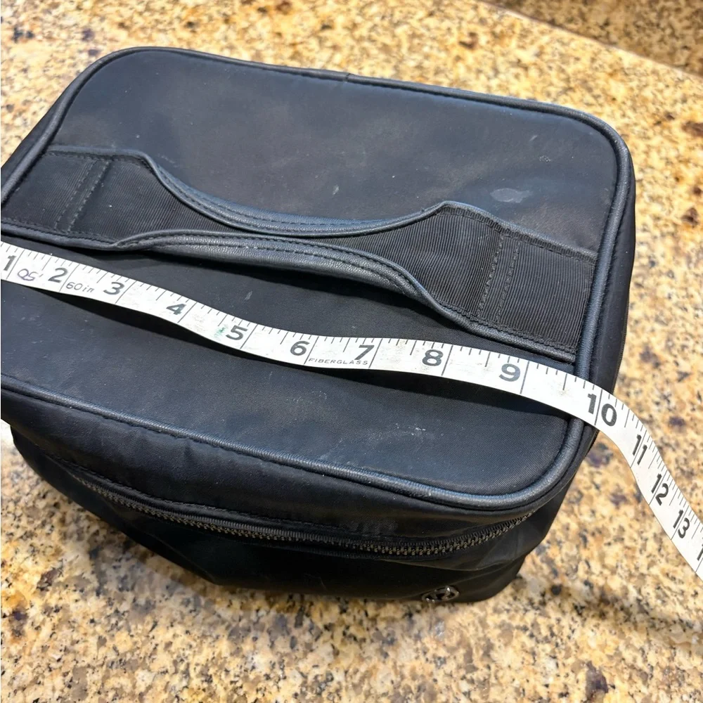Lululemon Black Gray Feather Print Makeup Bag and Pouch Travel Gym Vanity Case - Picture 6 of 10